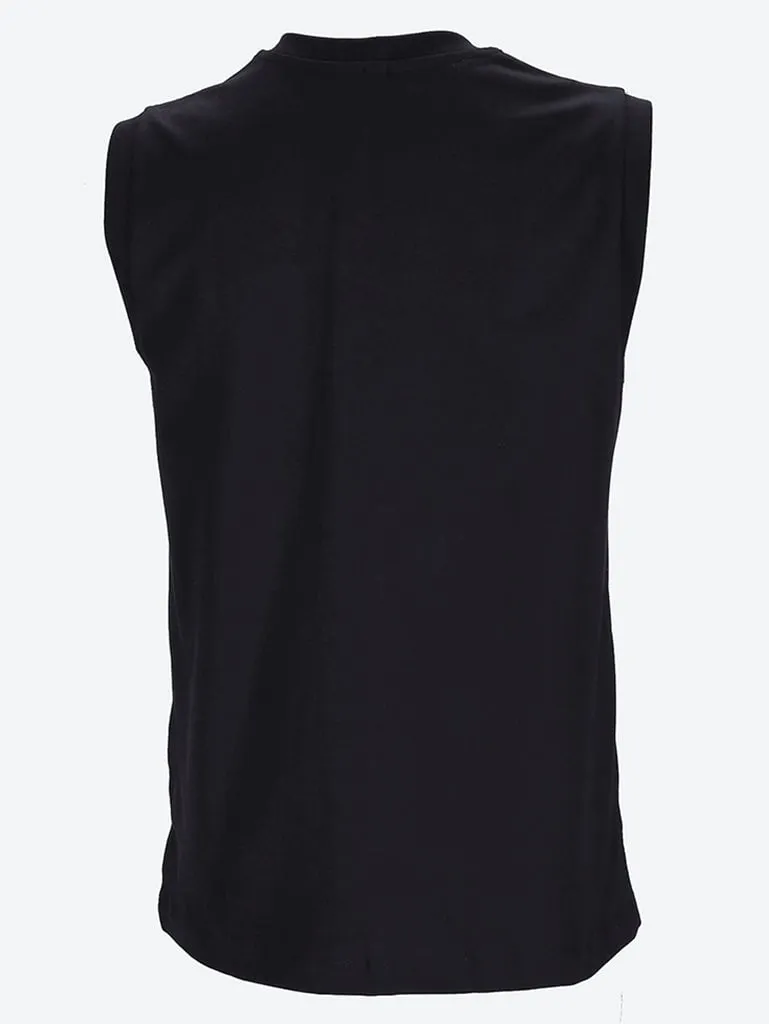 Relaxed sleeveless t-shirt