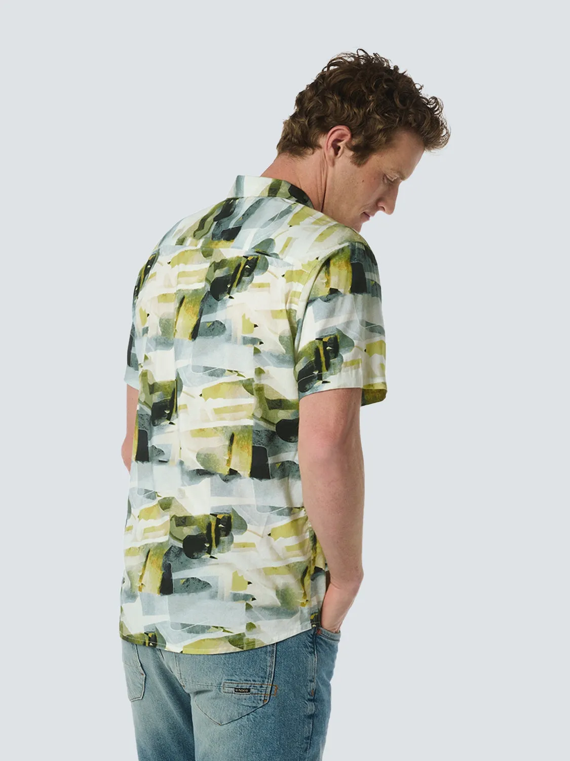 Short Sleeve Shirt with Resort Collar and Artistic Print | Cement